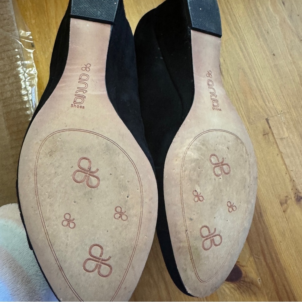 Anita black suede shoes size 6.5 - Picture 6 of 11